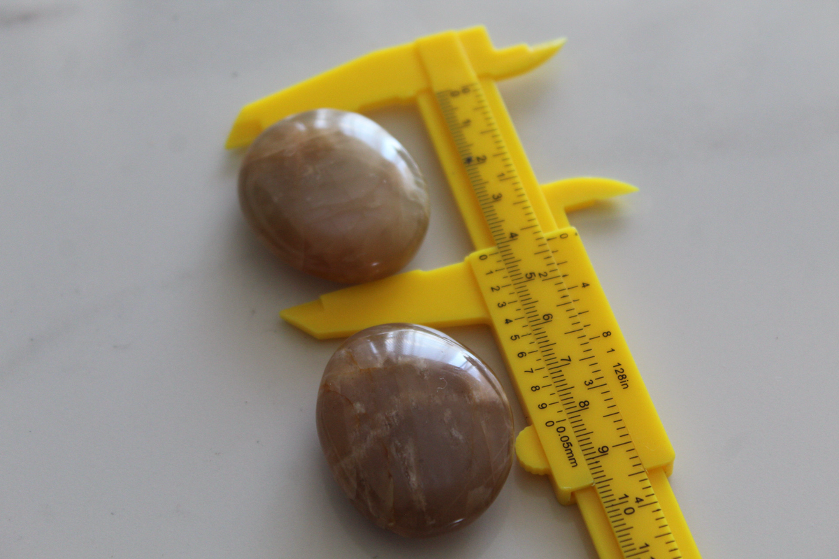 Moonstone Palm Stone – Natural Crystal