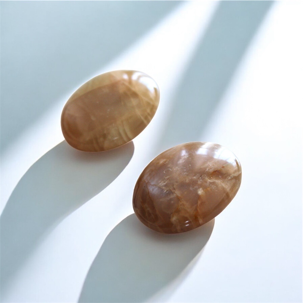Moonstone Palm Stone – Natural Crystal