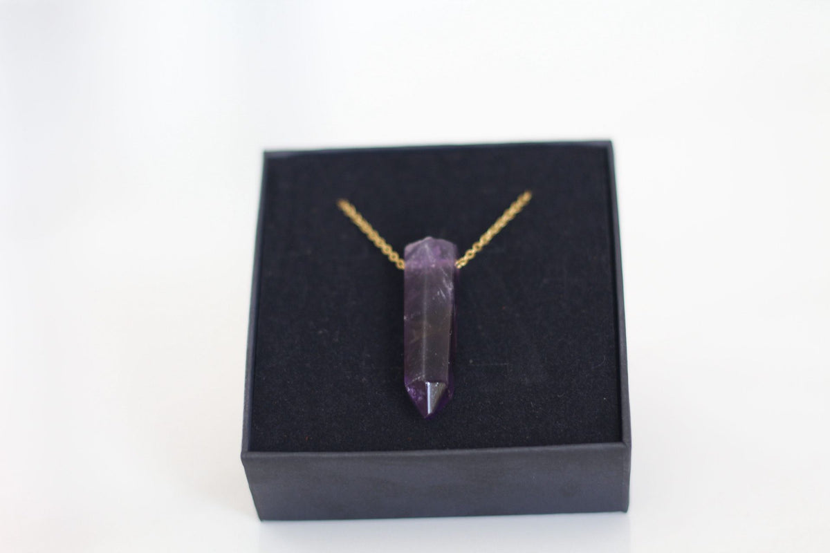 Amethyst Pendant Necklace – Gold-Plated Stainless Steel