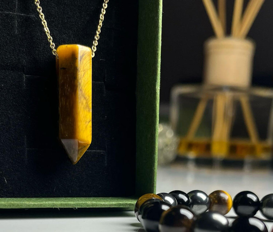 VIKA Tiger’s Eye Pendant + Triple-Stone Bracelet Set
